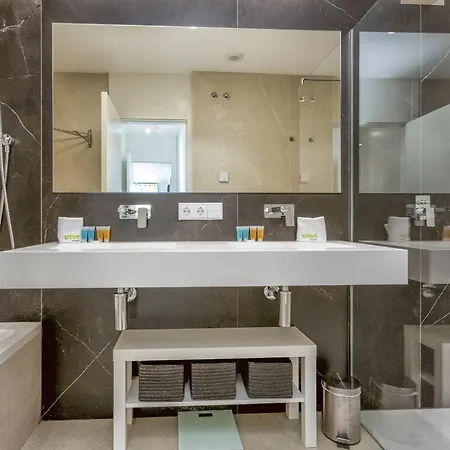 Apartment Vivi Homes - Choco Pool, Gym, Terrace & Torremolinos